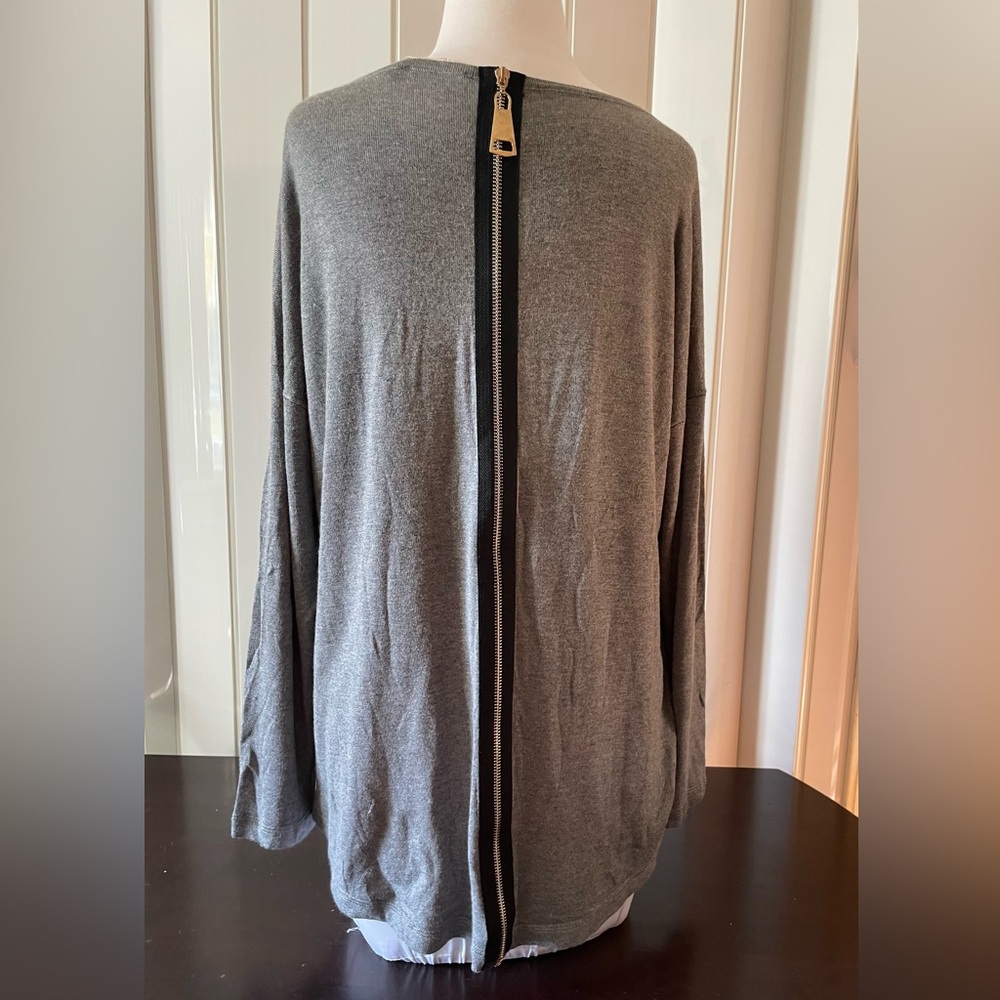 Gray soft surroundings petite large Long Sleeve Tunic, sweater. Knit, nwt